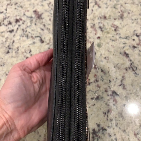 Wallet - Picture 4 of 7